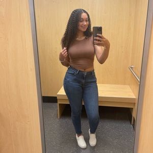 Meet your Posher, Keyara